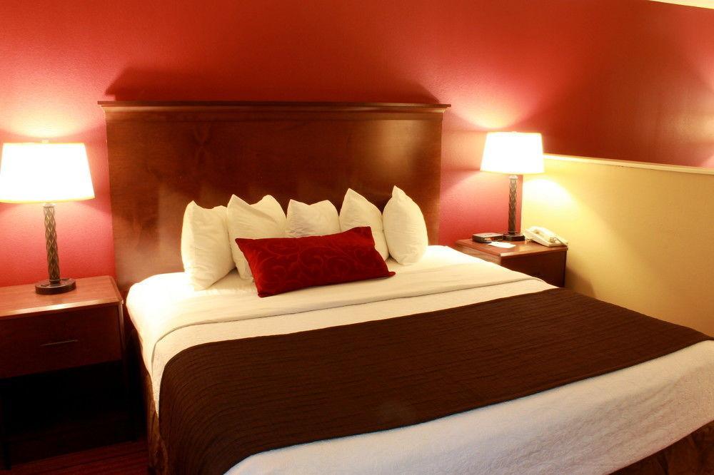 Best Western Woodland Inn Bagian luar foto