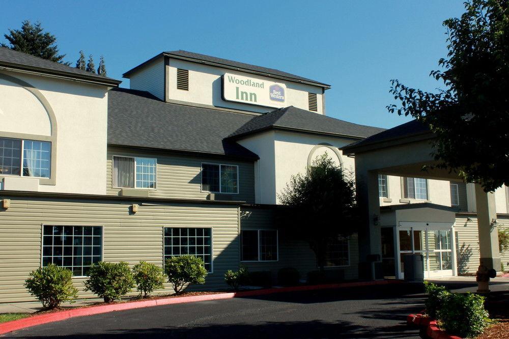 Best Western Woodland Inn Bagian luar foto
