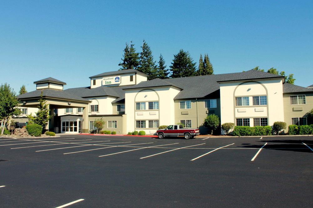 Best Western Woodland Inn Bagian luar foto