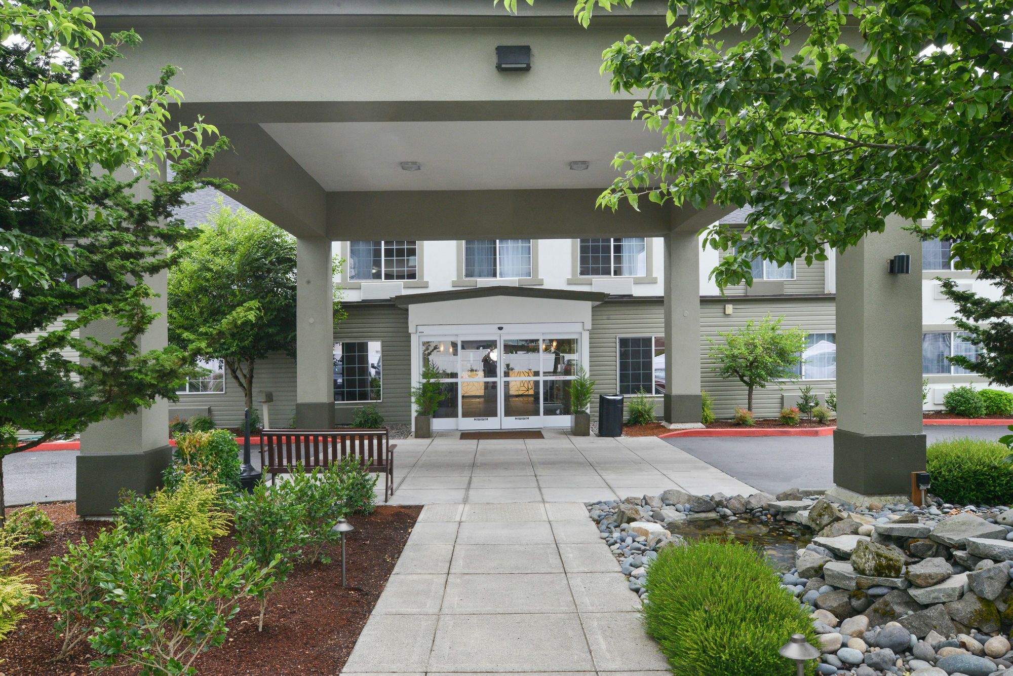 Best Western Woodland Inn Bagian luar foto